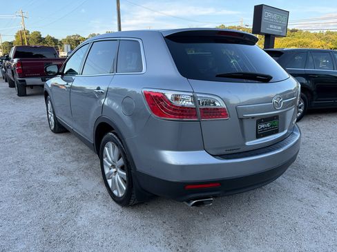 Used 2010 MAZDA CX-9 Grand Touring w/ Moonroof & Bose Audio Pkg image 3