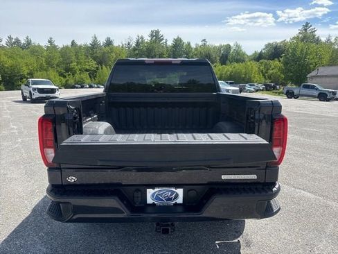 Used 2023 GMC Sierra 1500 Elevation AWD/4WD image 6