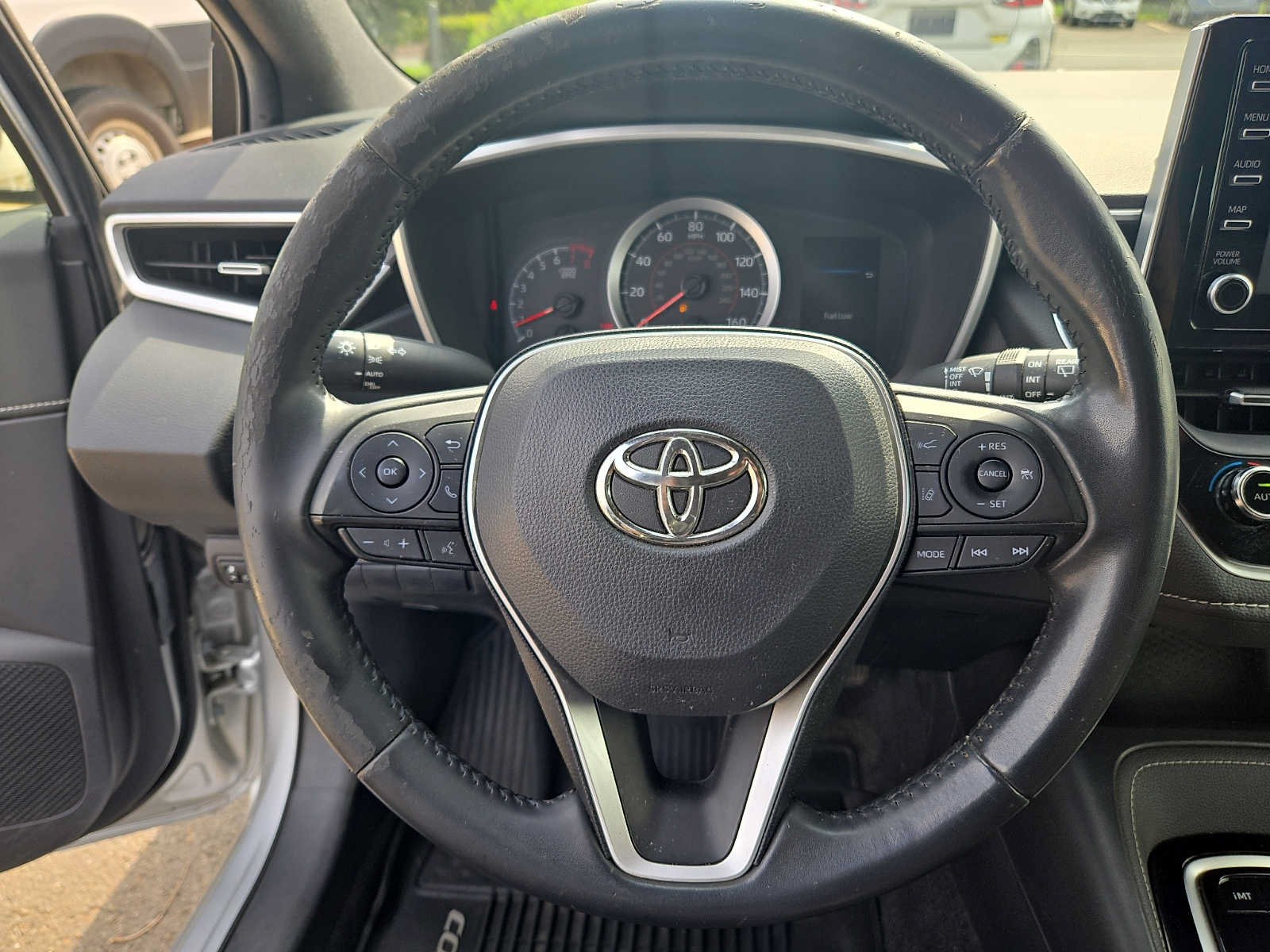Used 2019 Toyota Corolla SE FWD image 18