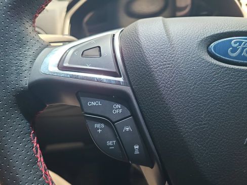 Used 2020 Ford Edge ST-Line FWD image 40