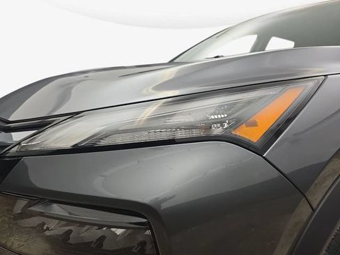 Used 2026 Nissan Rogue SV FWD image 32
