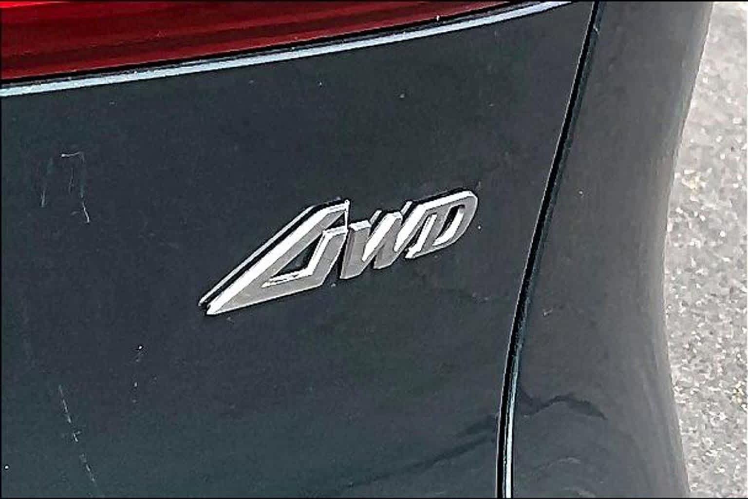 Used 2023 Genesis GV70 2.5T AWD/4WD image 9