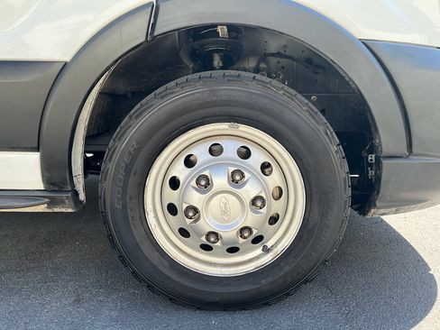 Used 2023 Ford Transit 250 Medium Roof AWD w/ Load Area Protection Package image 13