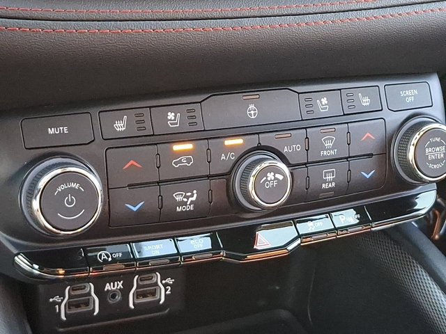 Used 2023 Dodge Durango GT AWD/4WD image 16