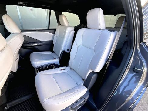 Used 2025 Lexus TX 350 AWD w/ Technology Package image 19