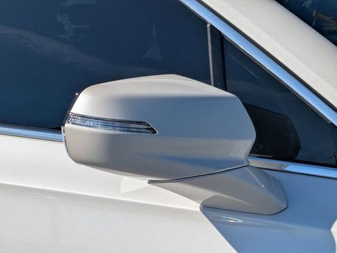 Used 2022 Cadillac XT6 Premium Luxury image 11