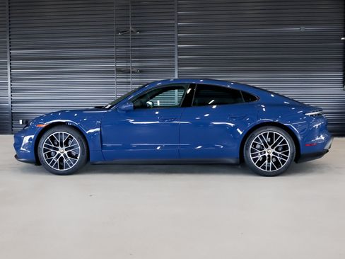 Used 2023 Porsche Taycan RWD image 2