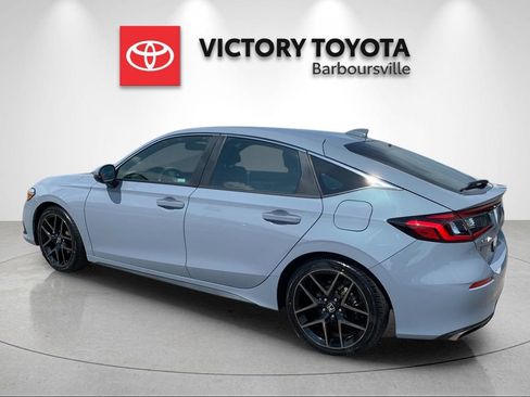 Used 2023 Honda Civic Sport Touring image 3