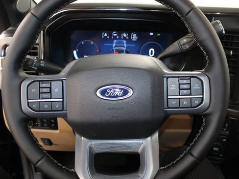 New 2026 Ford F250 Lariat w/ Chrome Package image 37