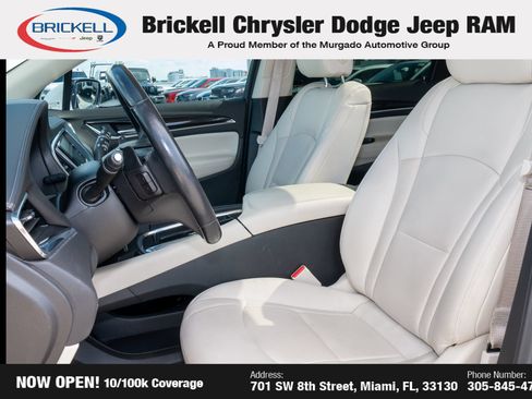 Used 2023 Buick Enclave Essence w/ Experience Buick Package FWD image 15