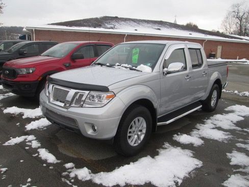 Used 2019 Nissan Frontier SV image 4
