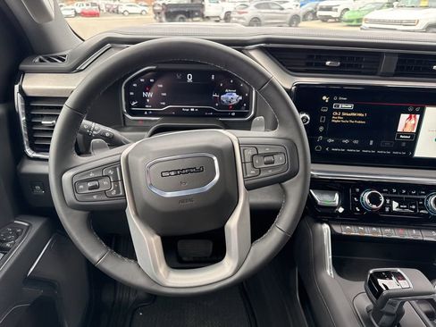 Used 2025 GMC Sierra 1500 Denali w/ Denali Reserve Package AWD/4WD image 16