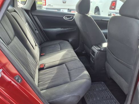 Used 2017 Nissan Sentra SV FWD image 19