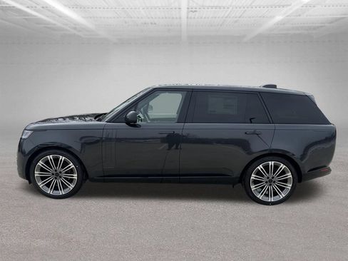 New 2026 Land Rover Range Rover Long Wheelbase SE AWD/4WD image 3