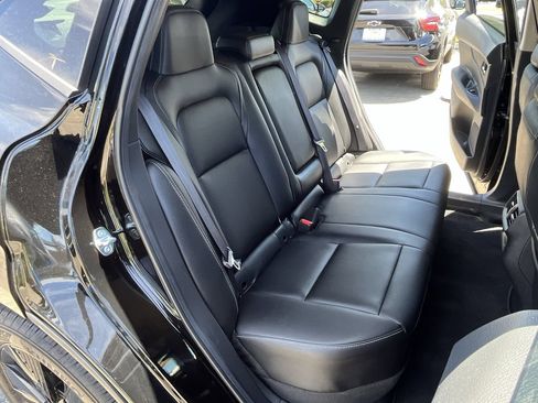 Used 2025 Nissan Murano SV FWD image 24