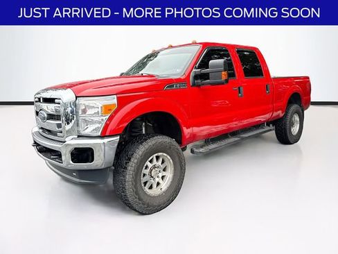 Used 2016 Ford F250 XLT w/ XLT Value Package image 3