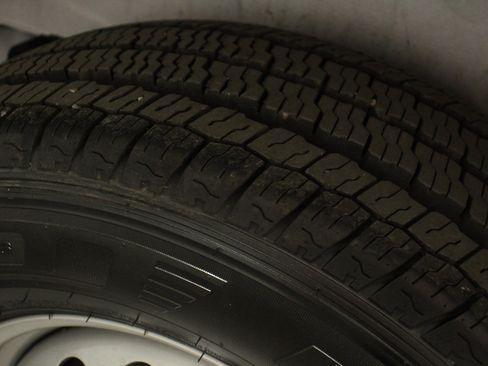 Used 2024 RAM ProMaster 3500 w/ Delivery Van Package image 10