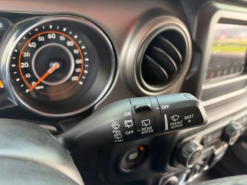 Used 2021 Jeep Wrangler Unlimited Sport AWD/4WD image 22