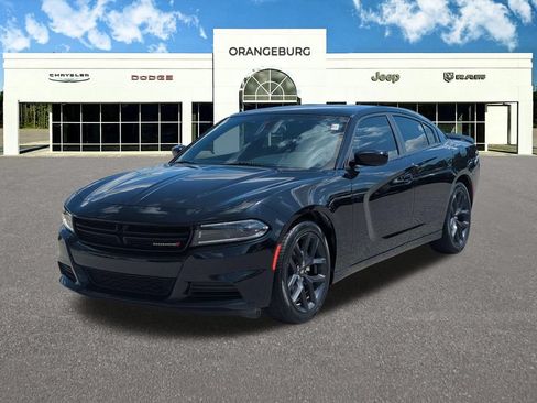 Used 2023 Dodge Charger SXT w/ Blacktop Package RWD image 3