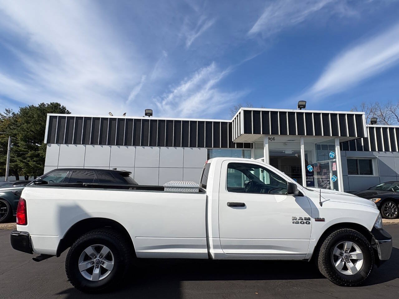 Used 2017 RAM 1500 Tradesman w/ Power & Remote Entry Group RWD image 8