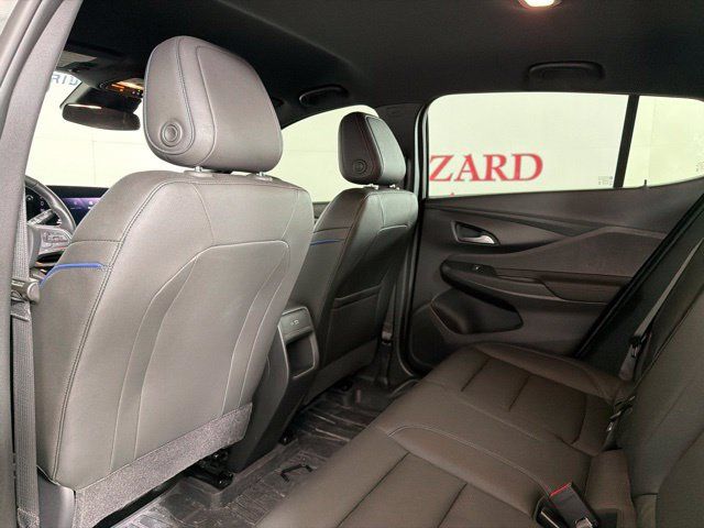 Used 2024 Buick Envista Sport Touring w/ Convenience I Package FWD image 29