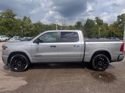 Used 2025 RAM 1500 Limited AWD/4WD image 4