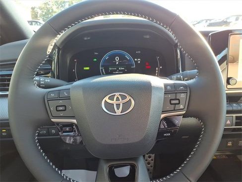 New 2026 Toyota Camry SE image 21