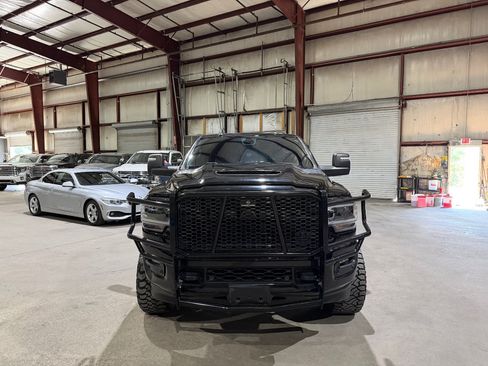 Used 2023 RAM 2500 Laramie w/ Night Edition AWD/4WD image 10