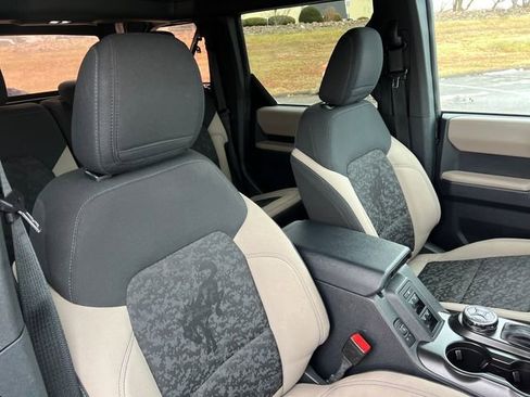 Used 2022 Ford Bronco Wildtrak image 31