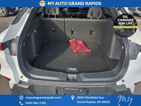 Used 2024 Buick Envista Preferred w/ Convenience II Package image 24