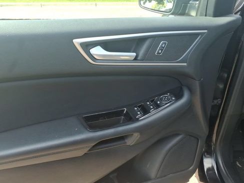 Used 2020 Ford Edge SEL w/ Convenience Package AWD/4WD image 9