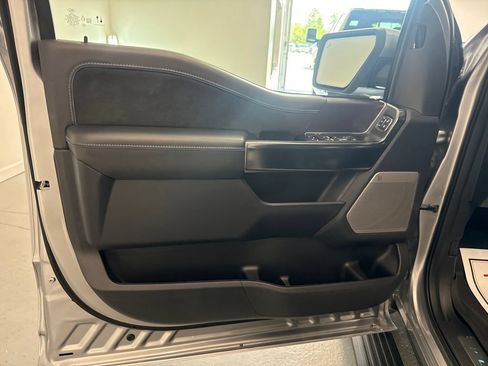 Used 2025 Ford F150 Platinum w/ FX4 Off-Road Package AWD/4WD image 14