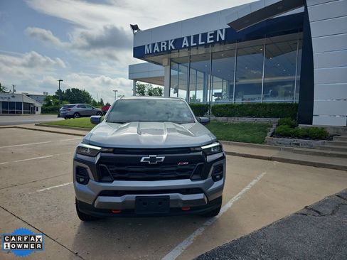 Used 2025 Chevrolet Colorado Z71 AWD/4WD image 12