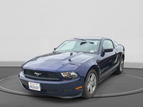 Used 2012 Ford Mustang Coupe RWD image 1