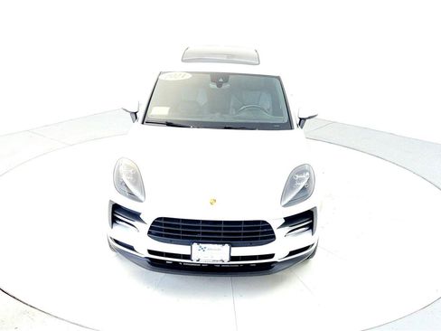 Used 2021 Porsche Macan image 20