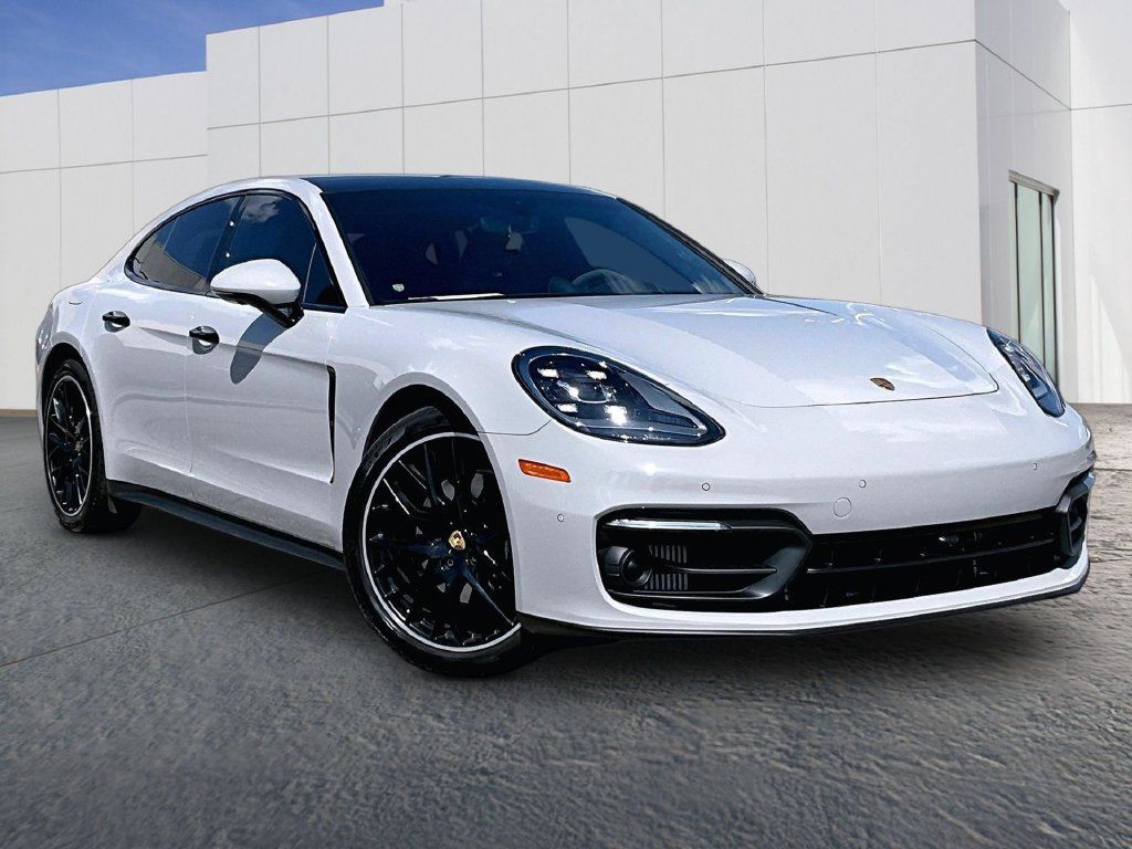 Certified 2023 Porsche Panamera 4 Platinum Edition AWD/4WD image 9