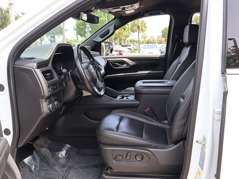 Used 2024 Chevrolet Suburban LT AWD/4WD image 30