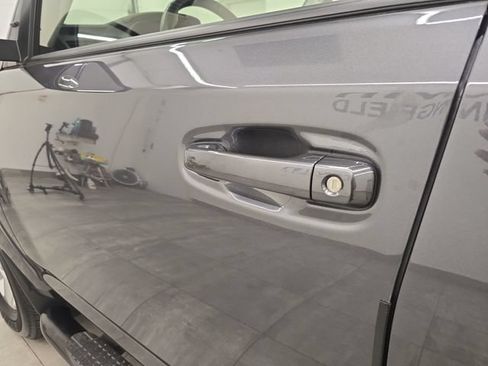Used 2023 Toyota 4Runner SR5 Premium w/ Moonroof Package AWD/4WD image 18