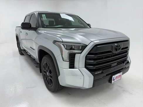 New 2026 Toyota Tundra Limited RWD image 2