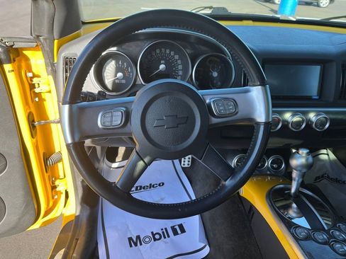 Used 2004 Chevrolet SSR w/ Preferred Equipment Group image 28