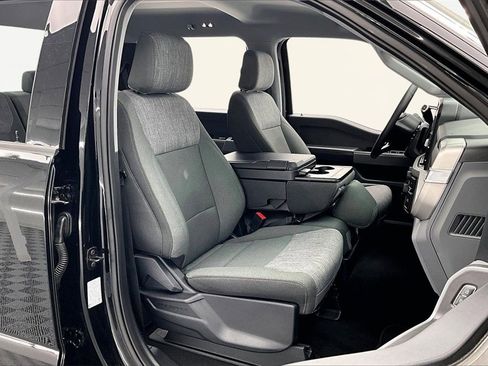 Used 2025 Ford F350 XLT w/ Tremor Off-Road Package image 7