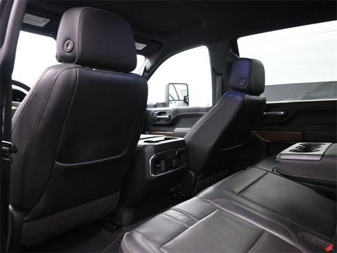 Used 2020 Chevrolet Silverado 2500 High Country w/ Technology Package image 14