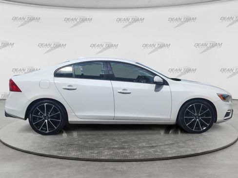 Used 2018 Volvo S60 T5 Dynamic w/ Vision Package FWD image 8