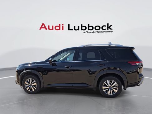 Used 2025 Nissan Pathfinder SL FWD image 6