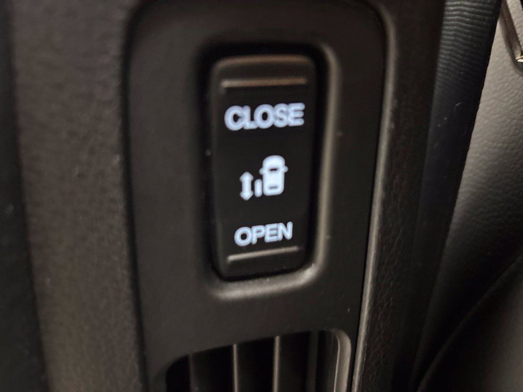 Used 2025 Honda Odyssey EX-L image 28