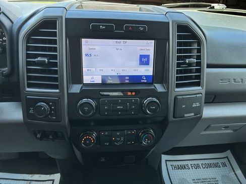 Used 2021 Ford F250 XL w/ STX Appearance Package AWD/4WD image 27