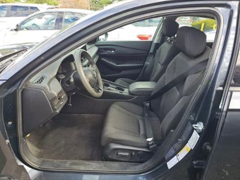 Used 2024 Honda Accord EX image 2