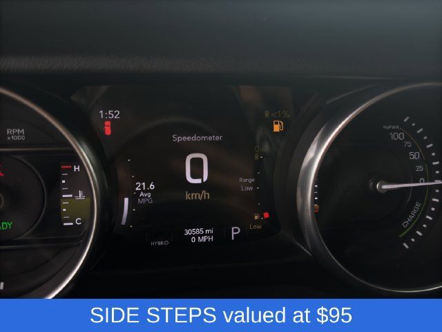 Used 2023 Jeep Wrangler Unlimited Sahara w/ Cold Weather Group AWD/4WD image 13
