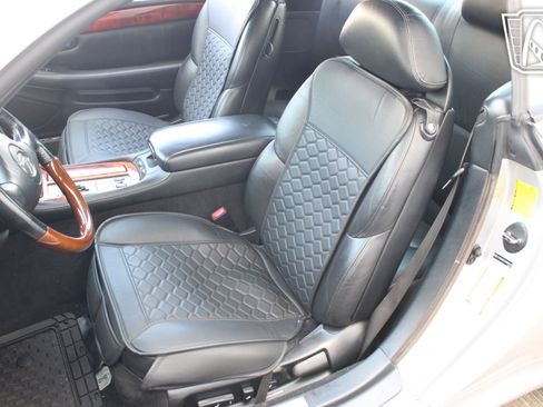 Used 2006 Lexus SC 430 Convertible RWD image 7