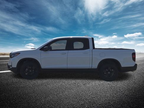 New 2026 Honda Ridgeline Black Edition image 15